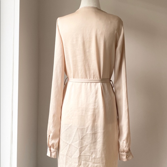 Lock & Key silky satin robe cardigan - Picture 2 of 13